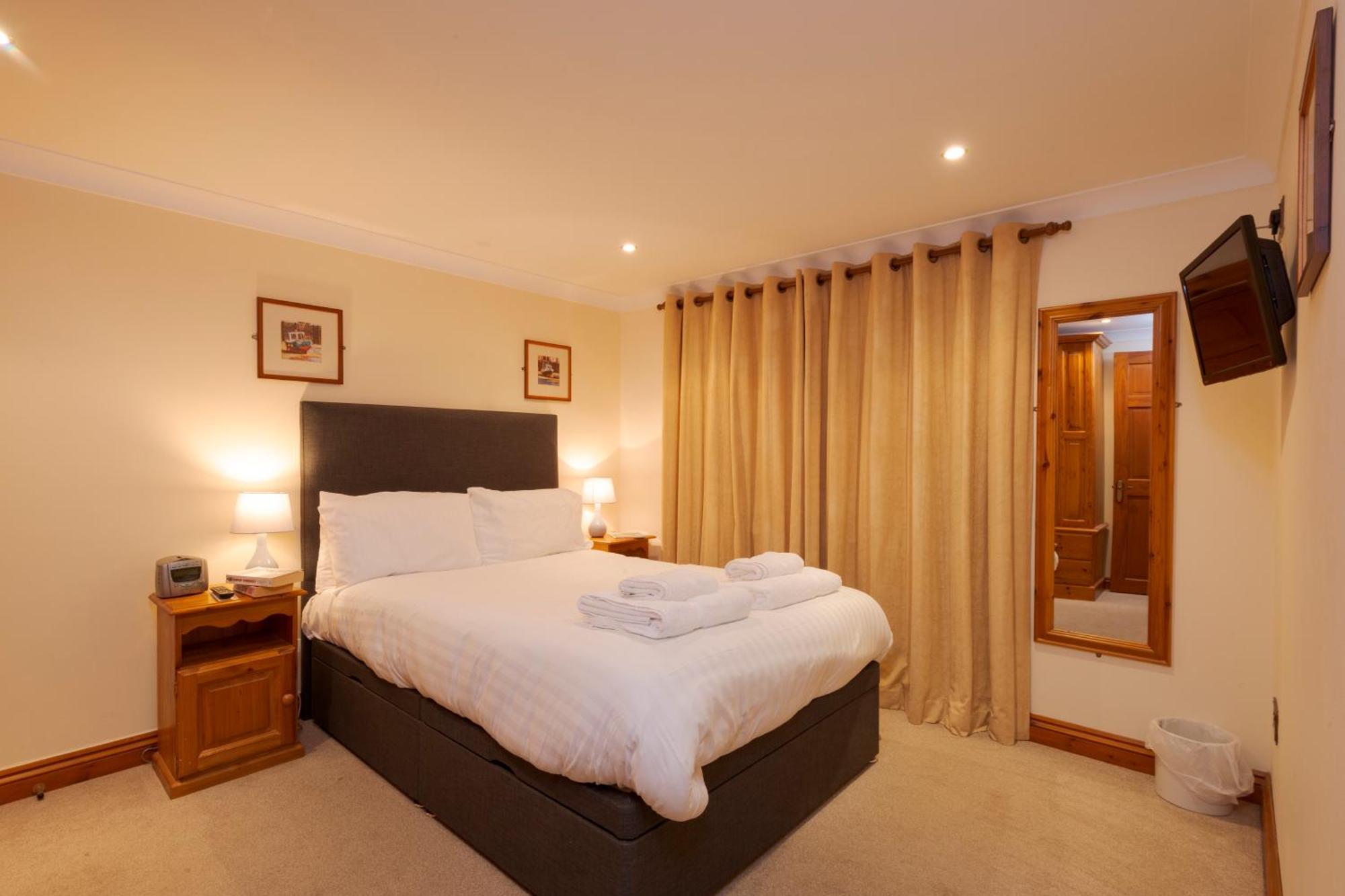 Beachcombers Apartments Newquay  Room photo