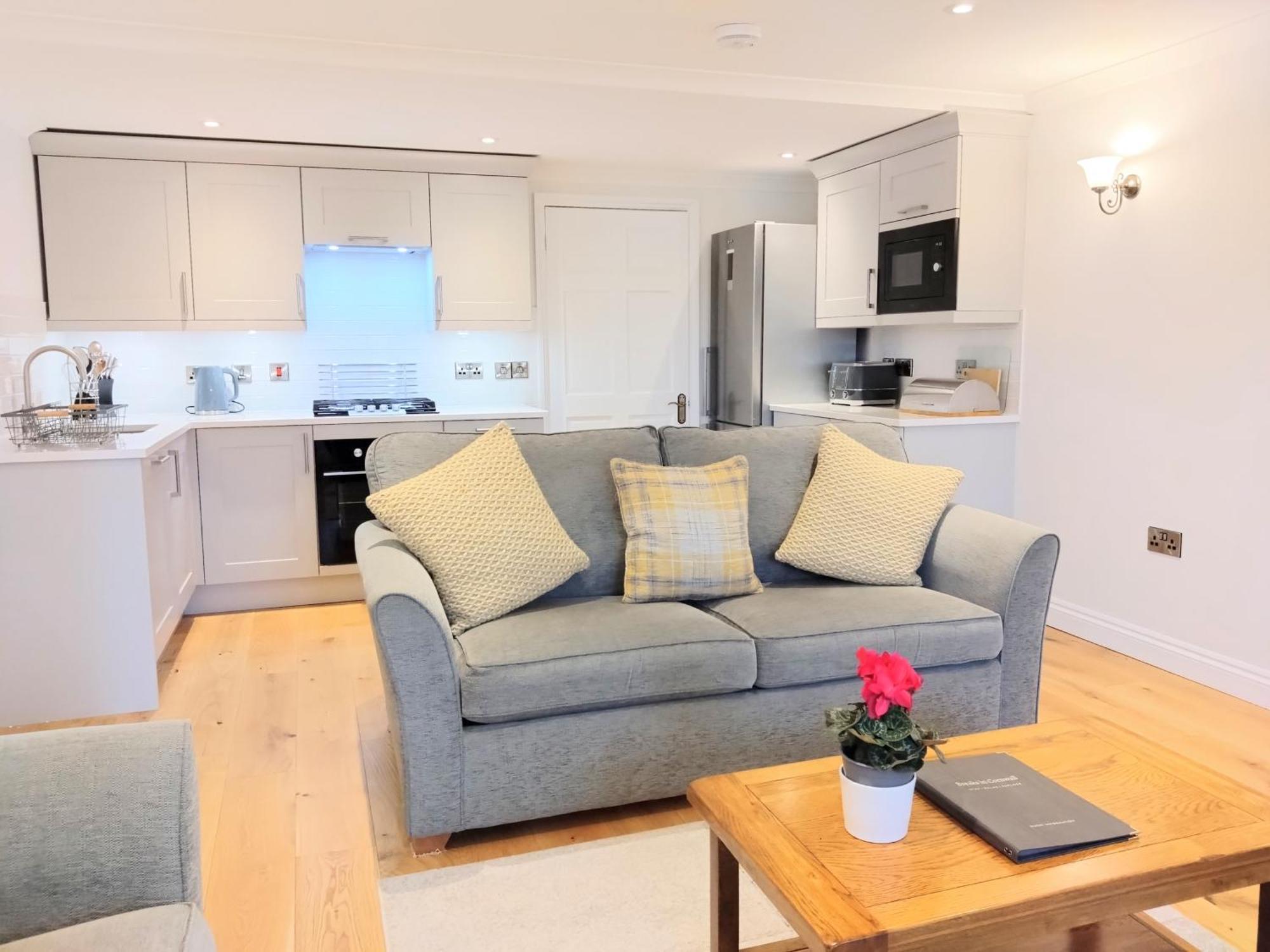 Beachcombers Apartments Newquay  Exterior photo